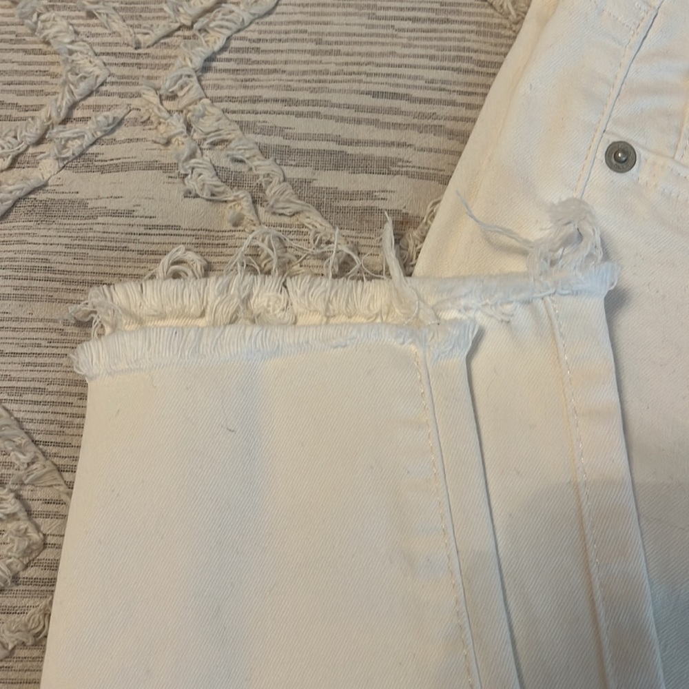 Lucky Brand Jeans - Picture 2 of 7